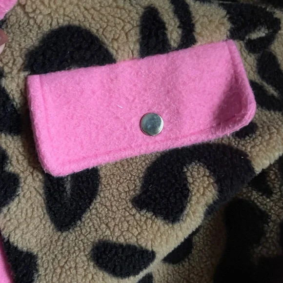 Leopard Print Jacket with Pink Accents - Picture 3 of 4